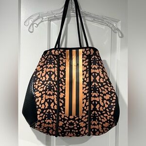 Bronze and Black Shoulder Bag w/Matching Zip Accessory Bag